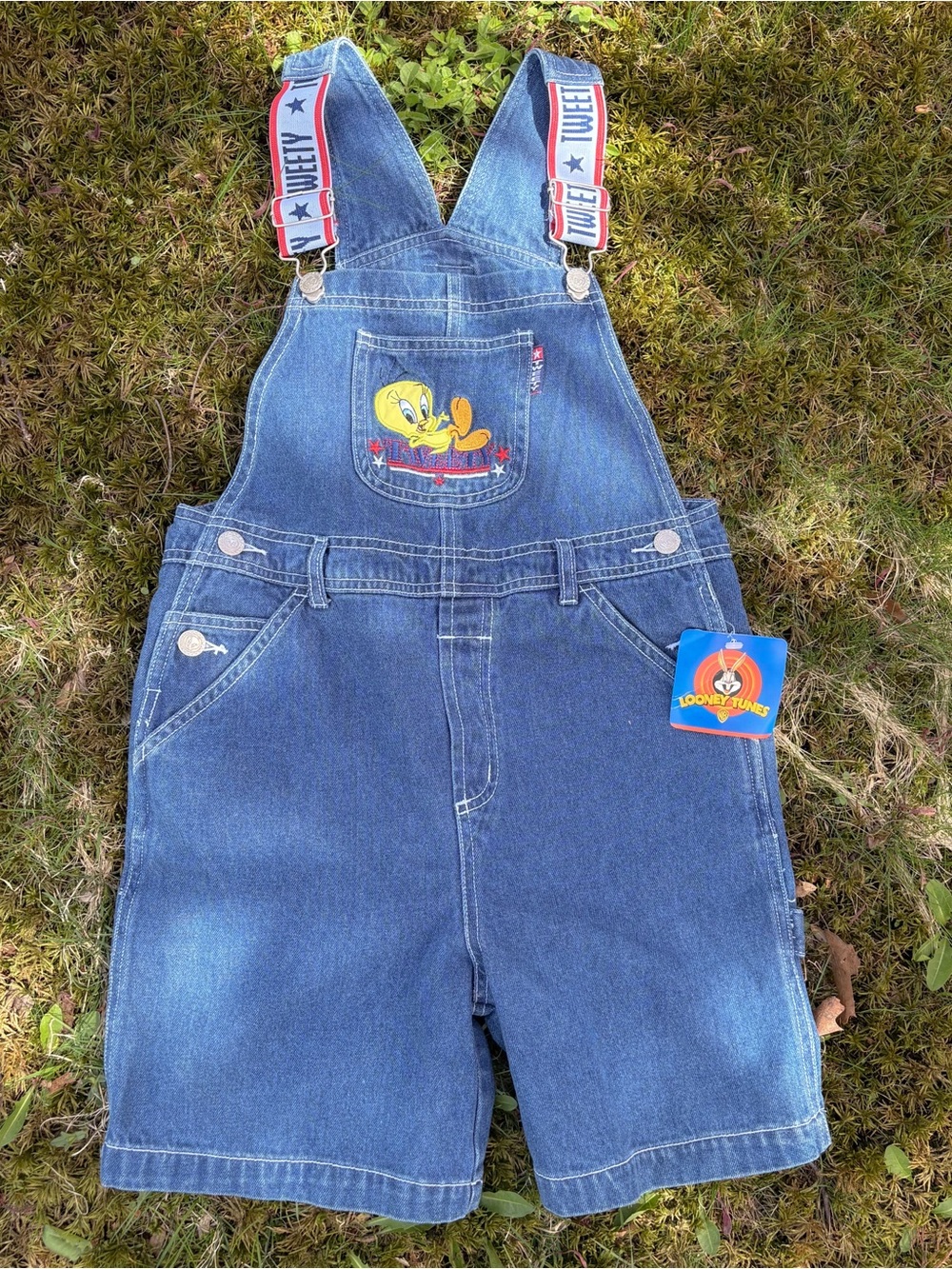 VTG 1999 NWT Warner Bros. Tweety Blue Denim Short Overalls with Printed Straps